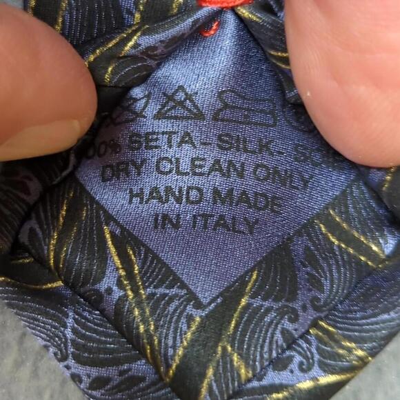 Vintage Brioni Tie Black Gold Purple 100% Silk Hand Made in Italy Barcelino - Picture 5 of 9